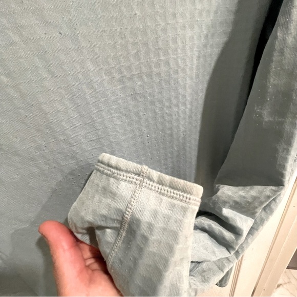 Patagonia R1 Quarter Zip Pullover - Picture 8 of 8